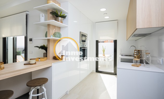 Obra nueva - Chalet adosado - Torrevieja