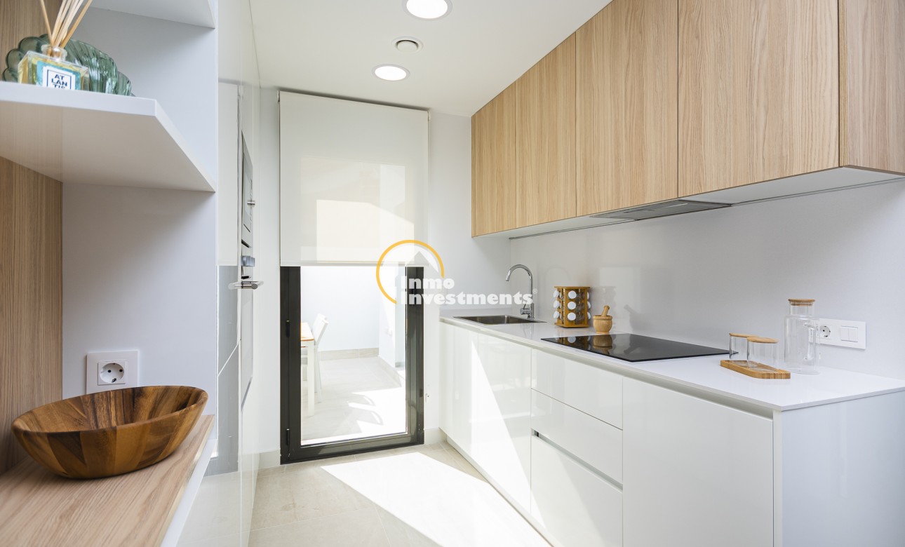 Obra nueva - Chalet adosado - Torrevieja