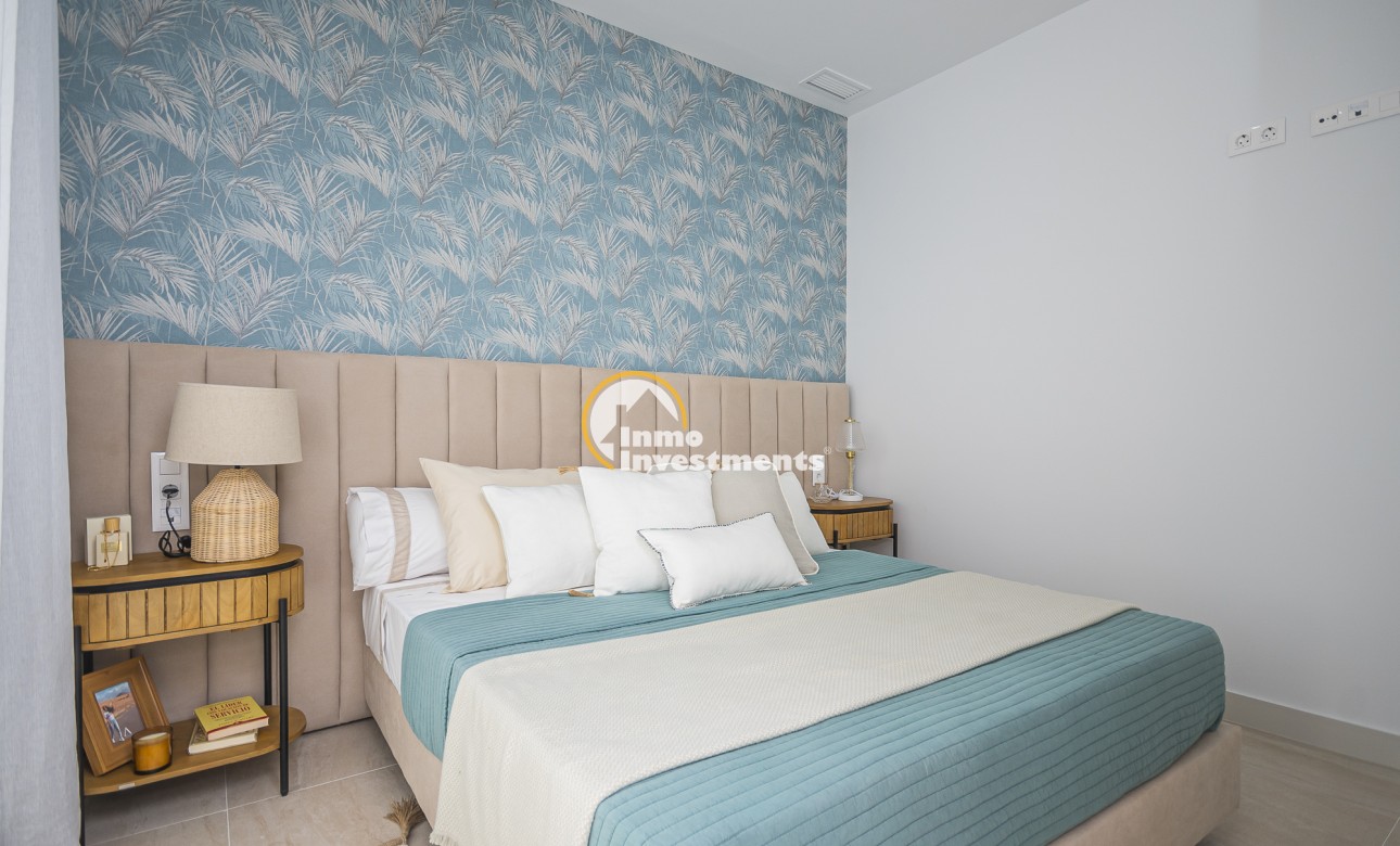 Obra nueva - Chalet adosado - Torrevieja