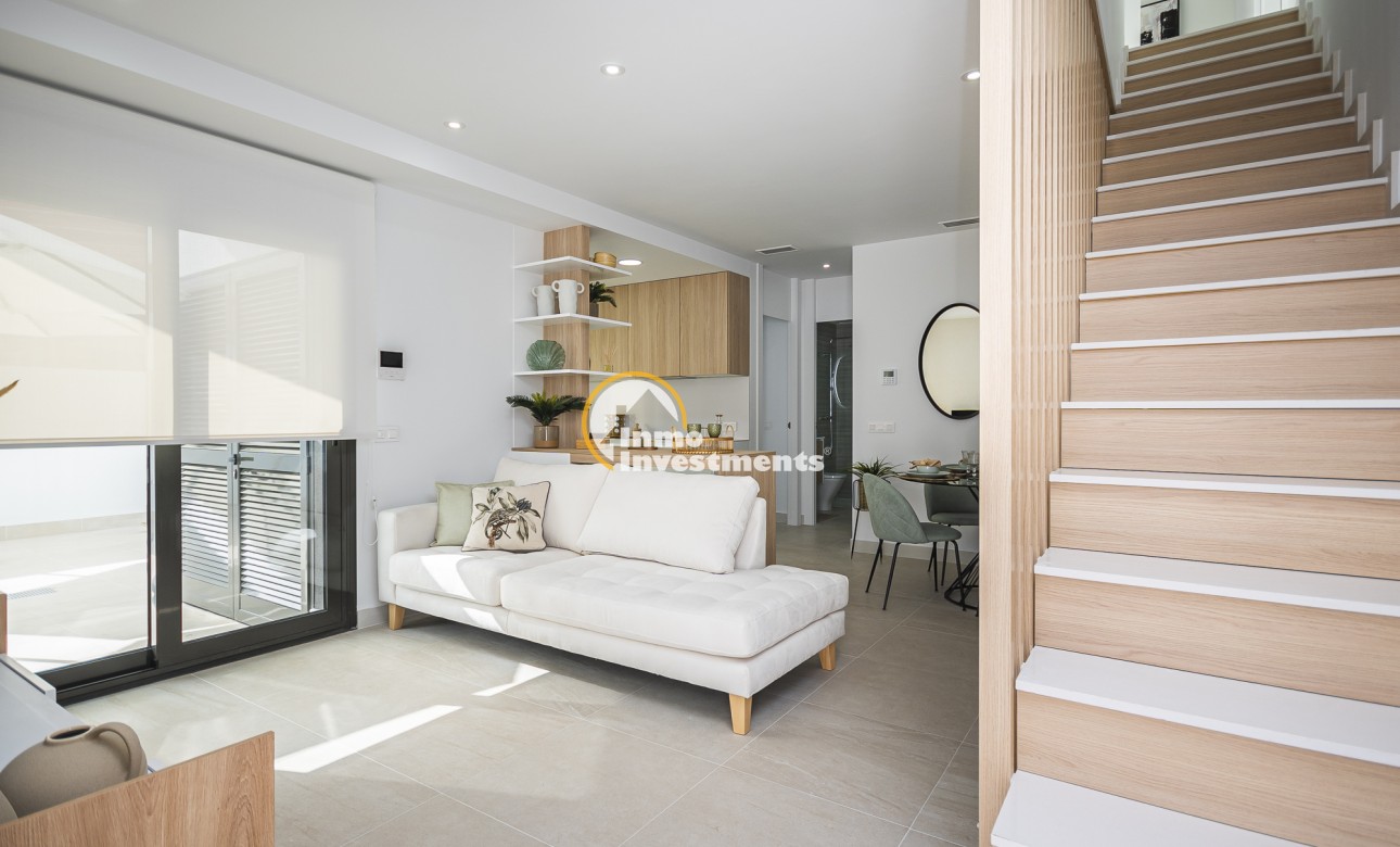 Obra nueva - Chalet adosado - Torrevieja