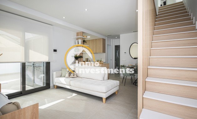 Obra nueva - Chalet adosado - Torrevieja
