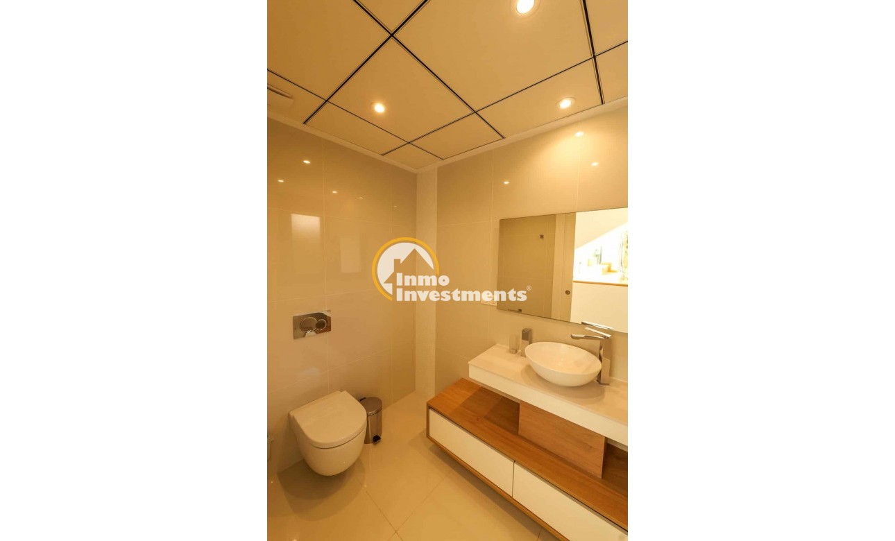 Obra nueva - Chalet independiente - Torrevieja