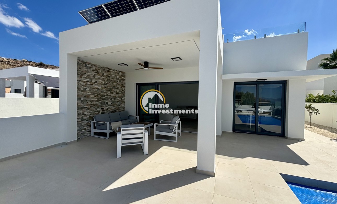 Obra nueva - Chalet independiente - Benijofar