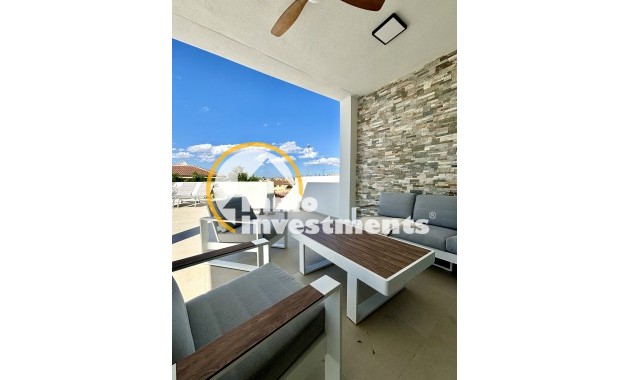 Obra nueva - Chalet independiente - Benijofar