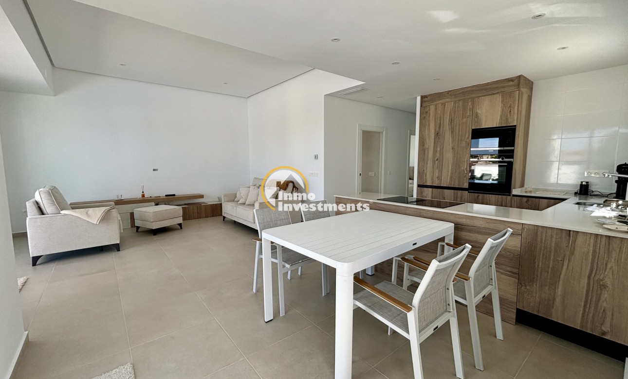 Obra nueva - Chalet independiente - Benijofar