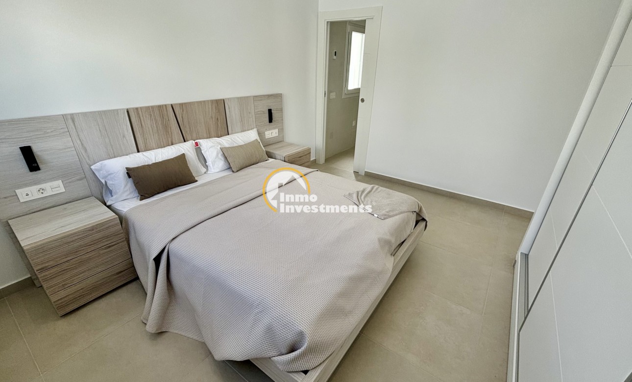Obra nueva - Chalet independiente - Benijofar