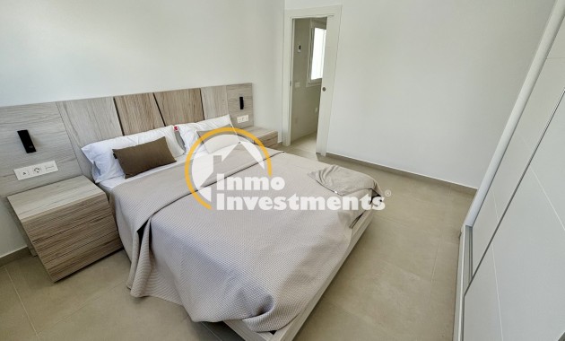 Obra nueva - Chalet independiente - Benijofar