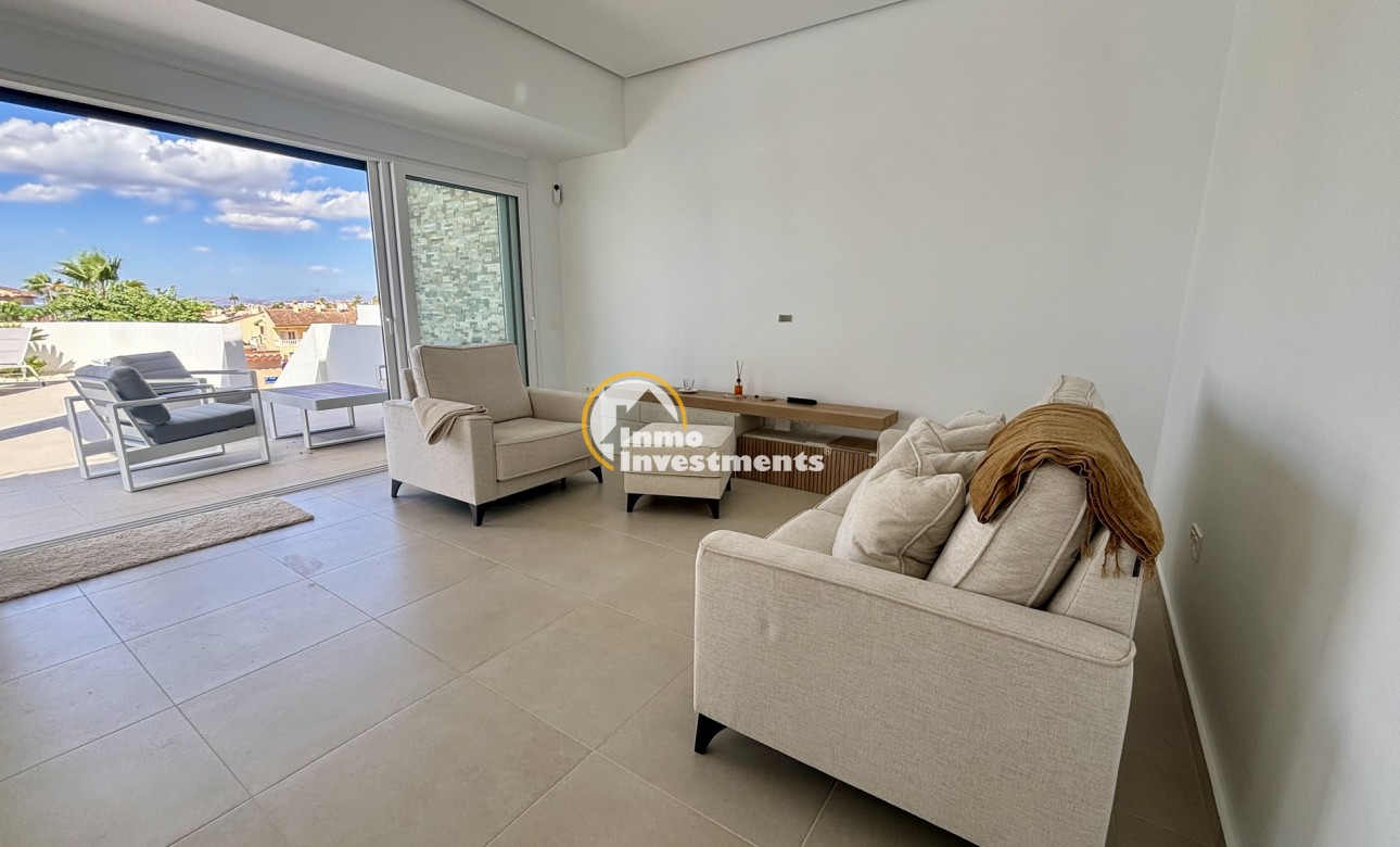 Obra nueva - Chalet independiente - Benijofar