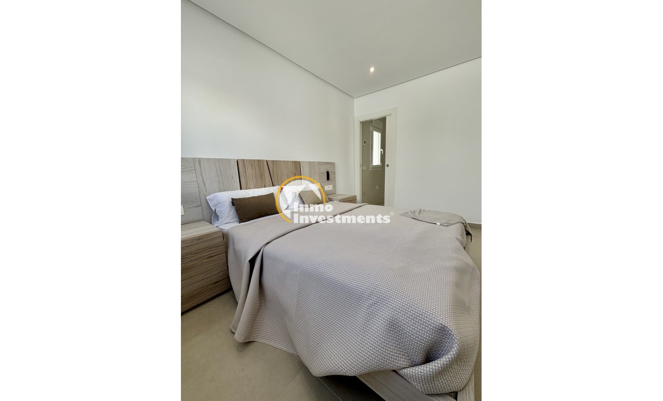 Obra nueva - Chalet independiente - Benijofar