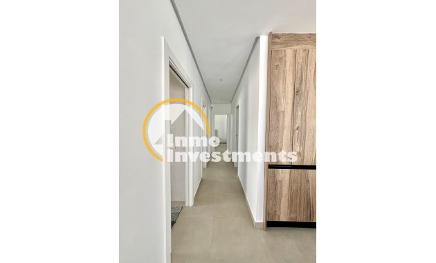 Obra nueva - Chalet independiente - Benijofar