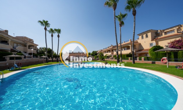 Resale - Apartment - Mil Palmeras - Riomar