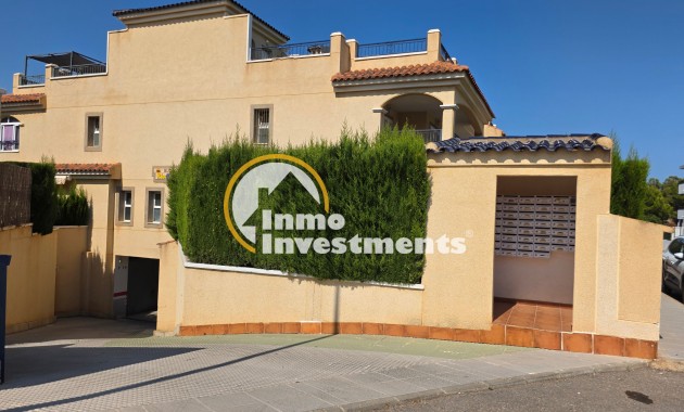 Resale - Apartment - Mil Palmeras - Riomar