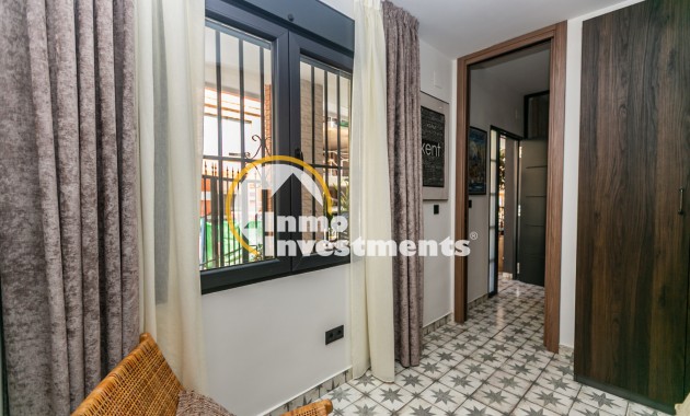 Bestaande bouw - Appartement - Torrevieja - Torrevieja Center