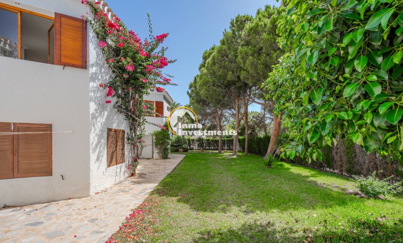 Gebrauchtimmobilien - Villa - Cabo Roig - Strandseite
