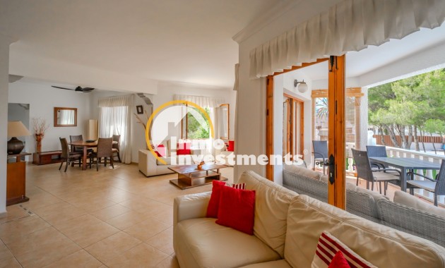 Gebrauchtimmobilien - Villa - Cabo Roig - Strandseite