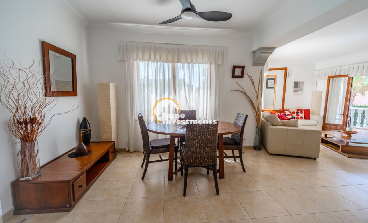 Gebrauchtimmobilien - Villa - Cabo Roig - Strandseite