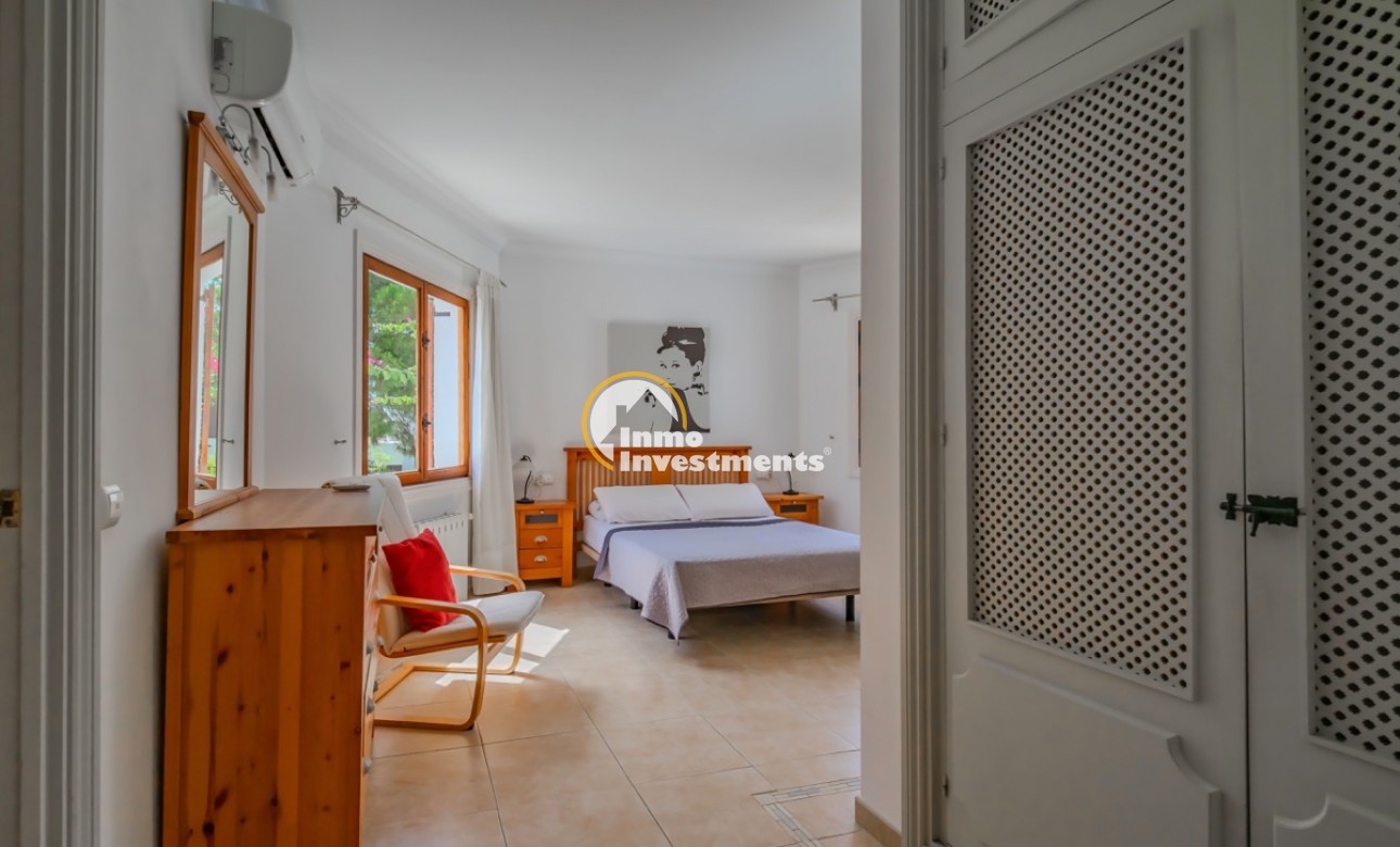 Gebrauchtimmobilien - Villa - Cabo Roig - Strandseite