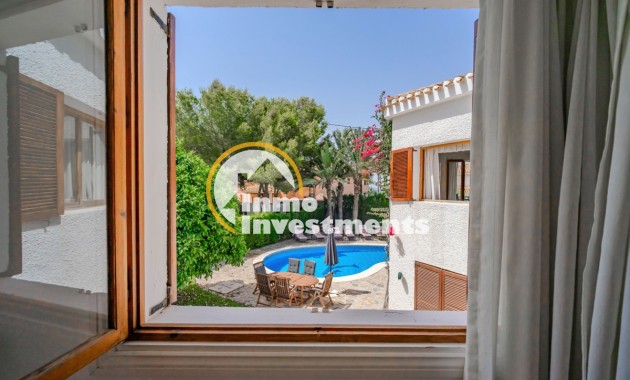 Gebrauchtimmobilien - Villa - Cabo Roig - Strandseite