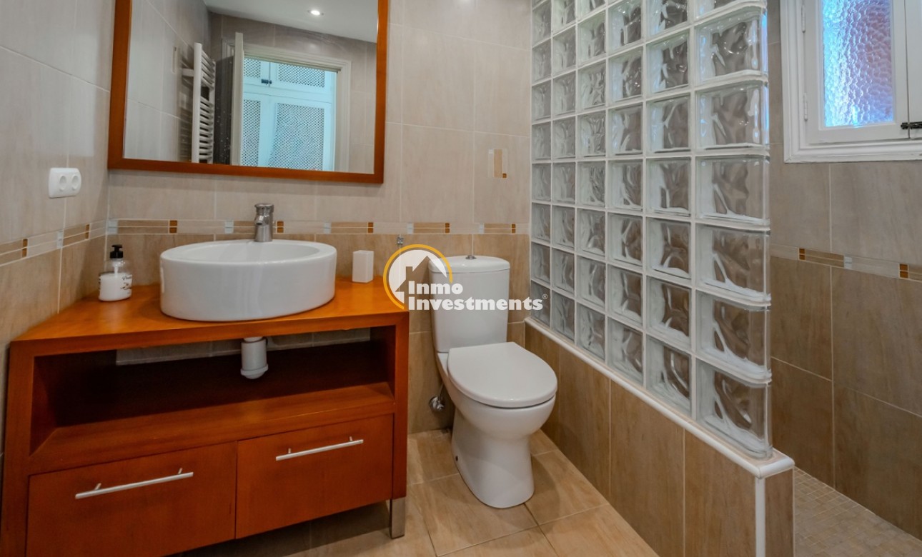 Gebrauchtimmobilien - Villa - Cabo Roig - Strandseite