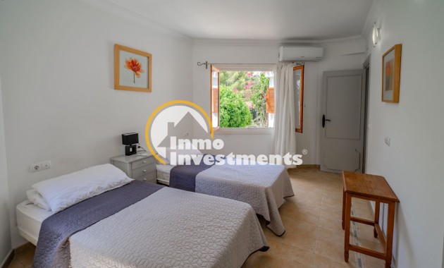 Gebrauchtimmobilien - Villa - Cabo Roig - Strandseite