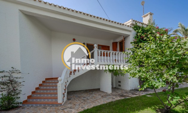 Gebrauchtimmobilien - Villa - Cabo Roig - Strandseite