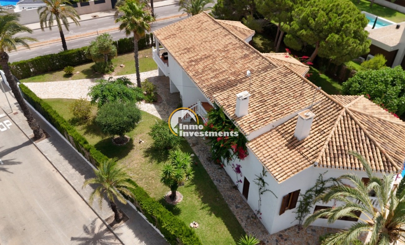 Gebrauchtimmobilien - Villa - Cabo Roig - Strandseite