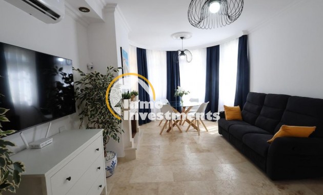 Gebrauchtimmobilien - Villa - Villamartin - Las Filipinas