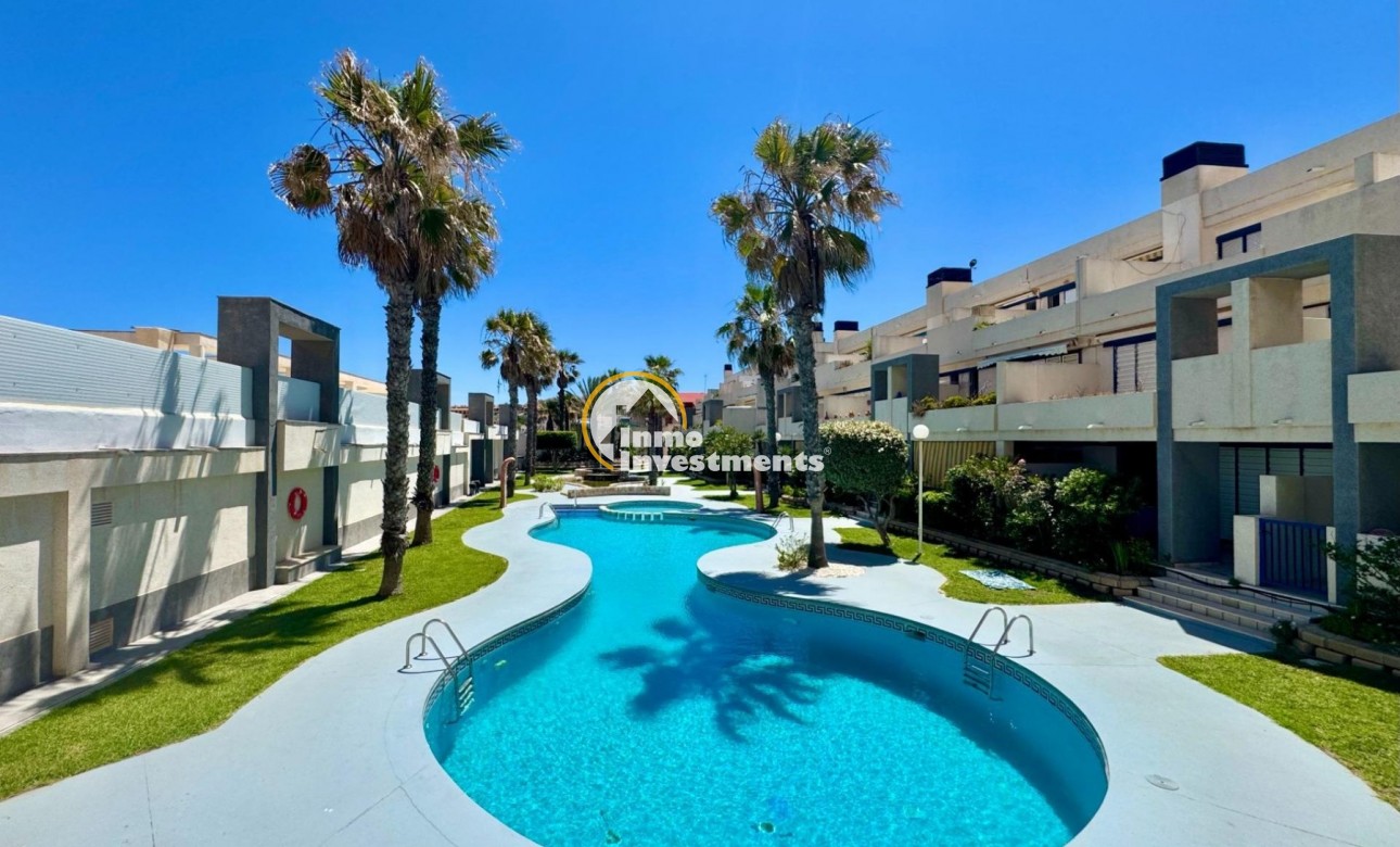 Reventa - Apartamento - La Mata