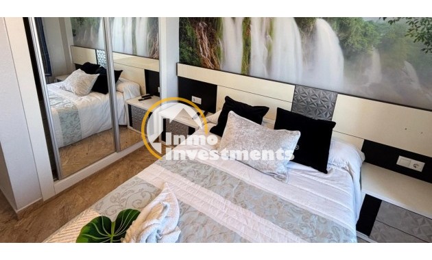 Reventa - Apartamento - La Mata
