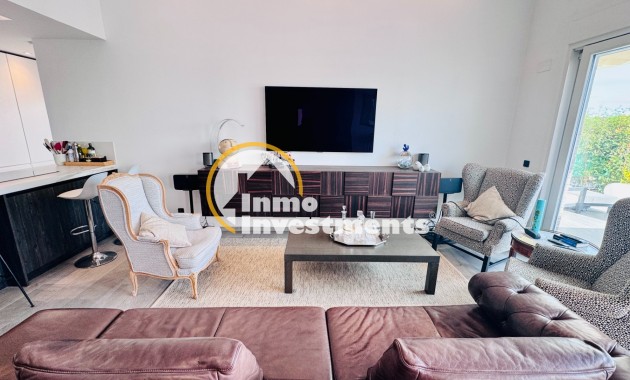 Resale - Villa - Algorfa - La Finca