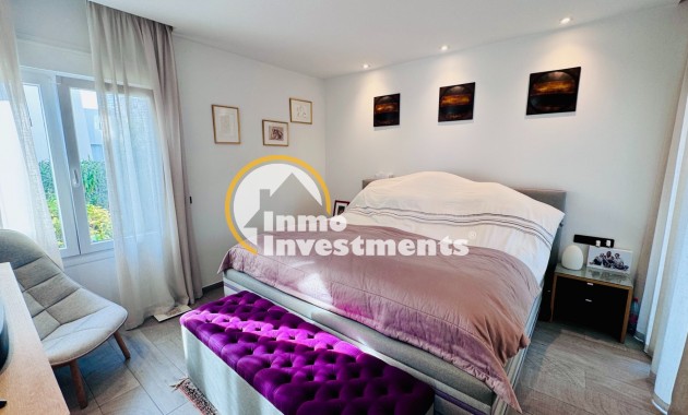 Resale - Villa - Algorfa - La Finca