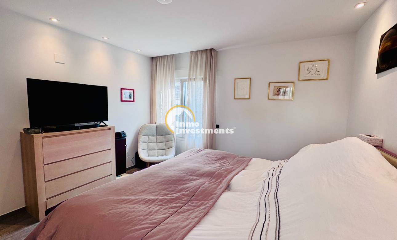 Resale - Villa - Algorfa - La Finca
