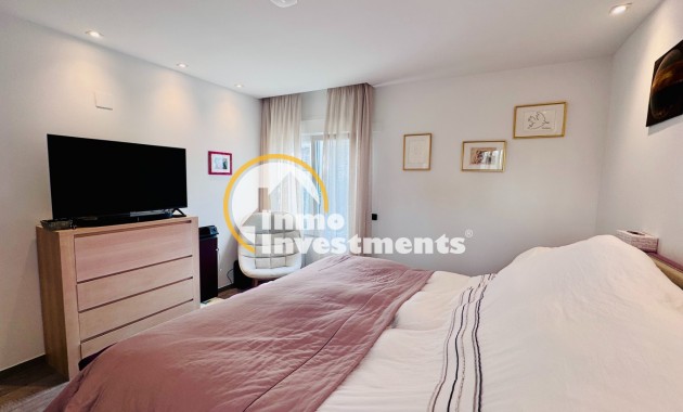 Resale - Villa - Algorfa - La Finca