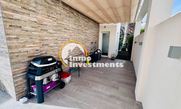 Resale - Villa - Algorfa - La Finca
