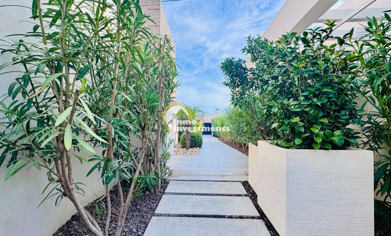 Resale - Villa - Algorfa - La Finca