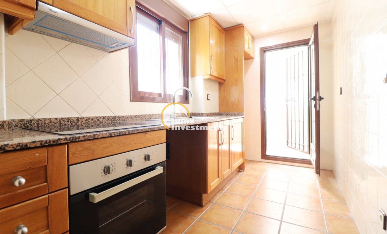 Till salu - Parhus - Algorfa - La Finca Golf