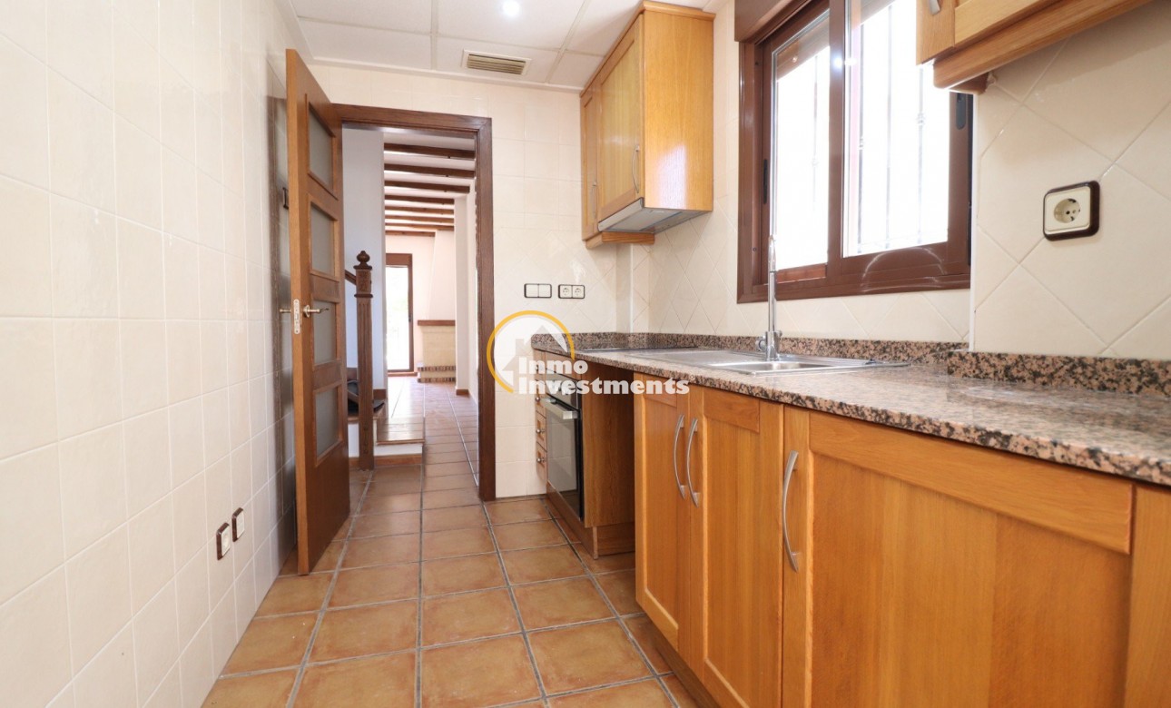 Till salu - Parhus - Algorfa - La Finca Golf