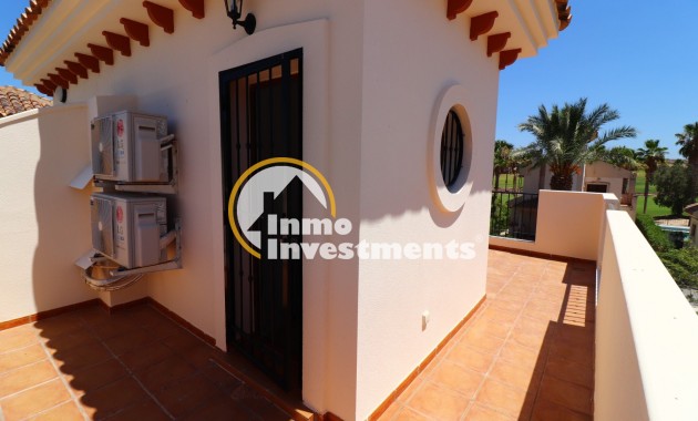 Till salu - Parhus - Algorfa - La Finca Golf