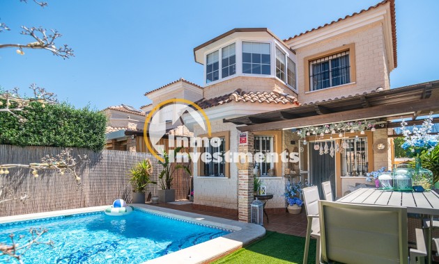 Bestaande bouw - Villa - El Raso
