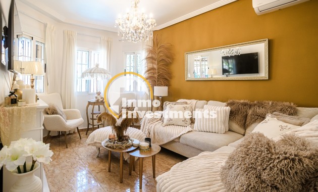 Bestaande bouw - Villa - El Raso