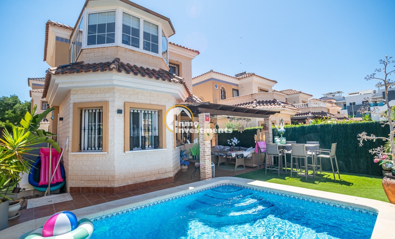 Bestaande bouw - Villa - El Raso