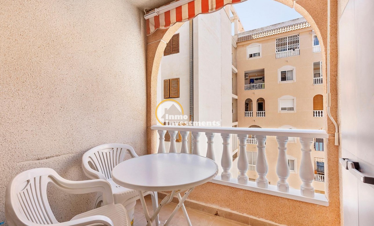 Resale - Apartment - Torrevieja - Habaneras