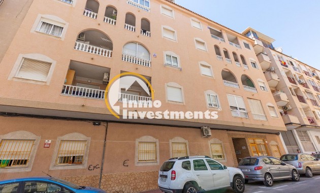 Resale - Apartment - Torrevieja - Habaneras