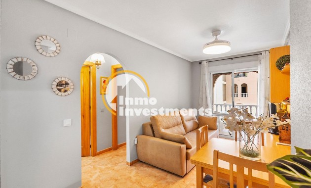 Resale - Apartment - Torrevieja - Habaneras