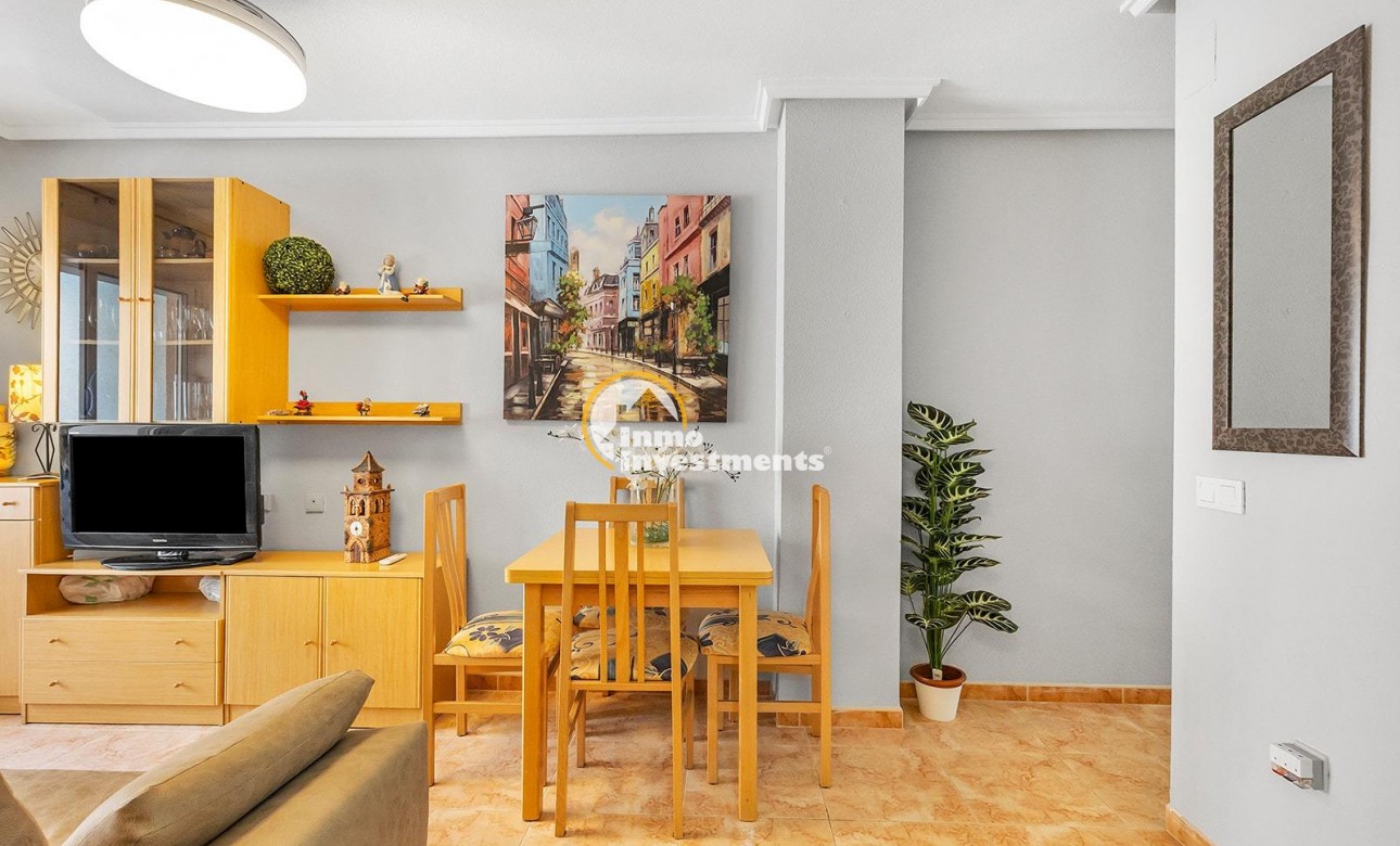 Resale - Apartment - Torrevieja - Habaneras