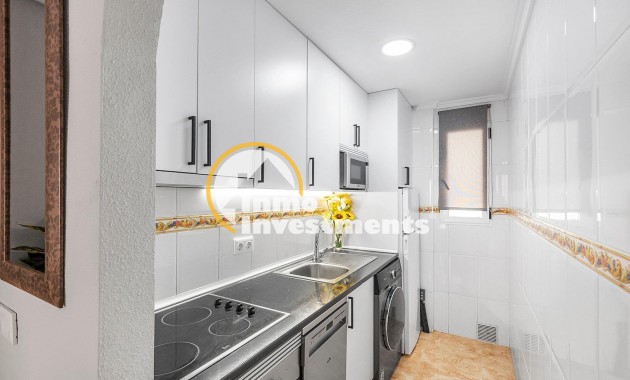 Resale - Apartment - Torrevieja - Habaneras
