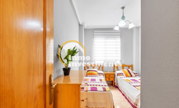 Resale - Apartment - Torrevieja - Habaneras