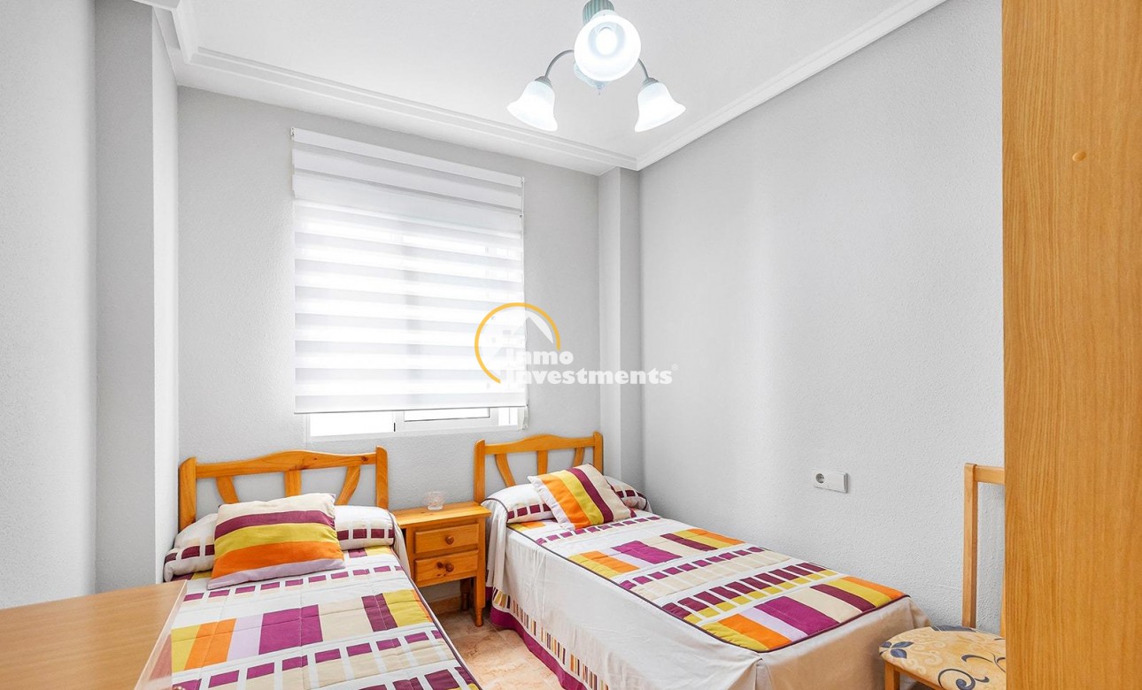 Resale - Apartment - Torrevieja - Habaneras