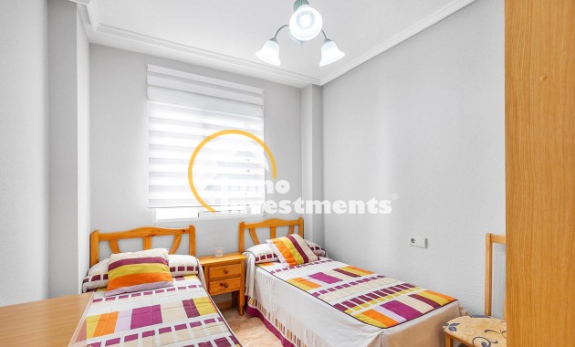 Resale - Apartment - Torrevieja - Habaneras