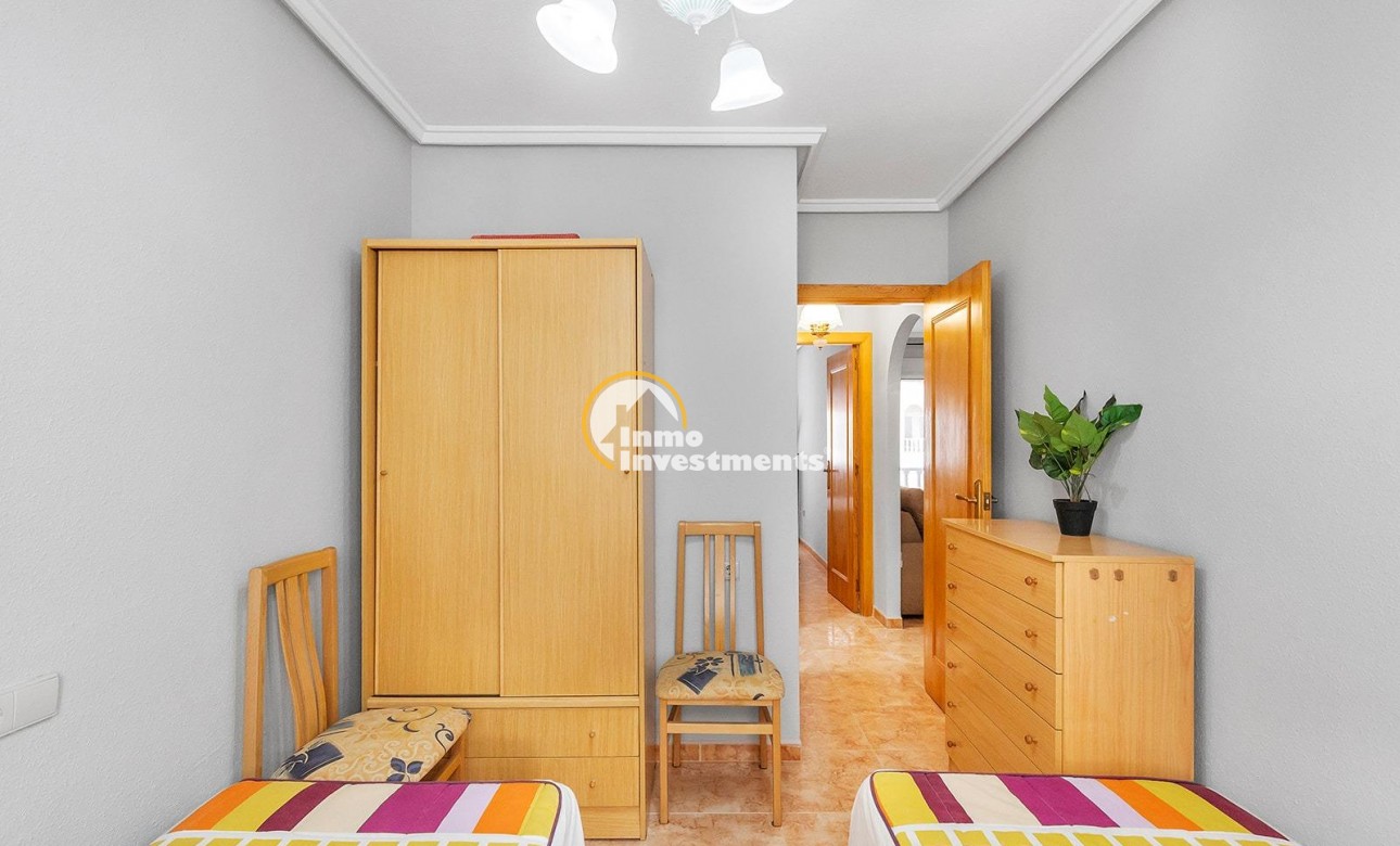 Resale - Apartment - Torrevieja - Habaneras